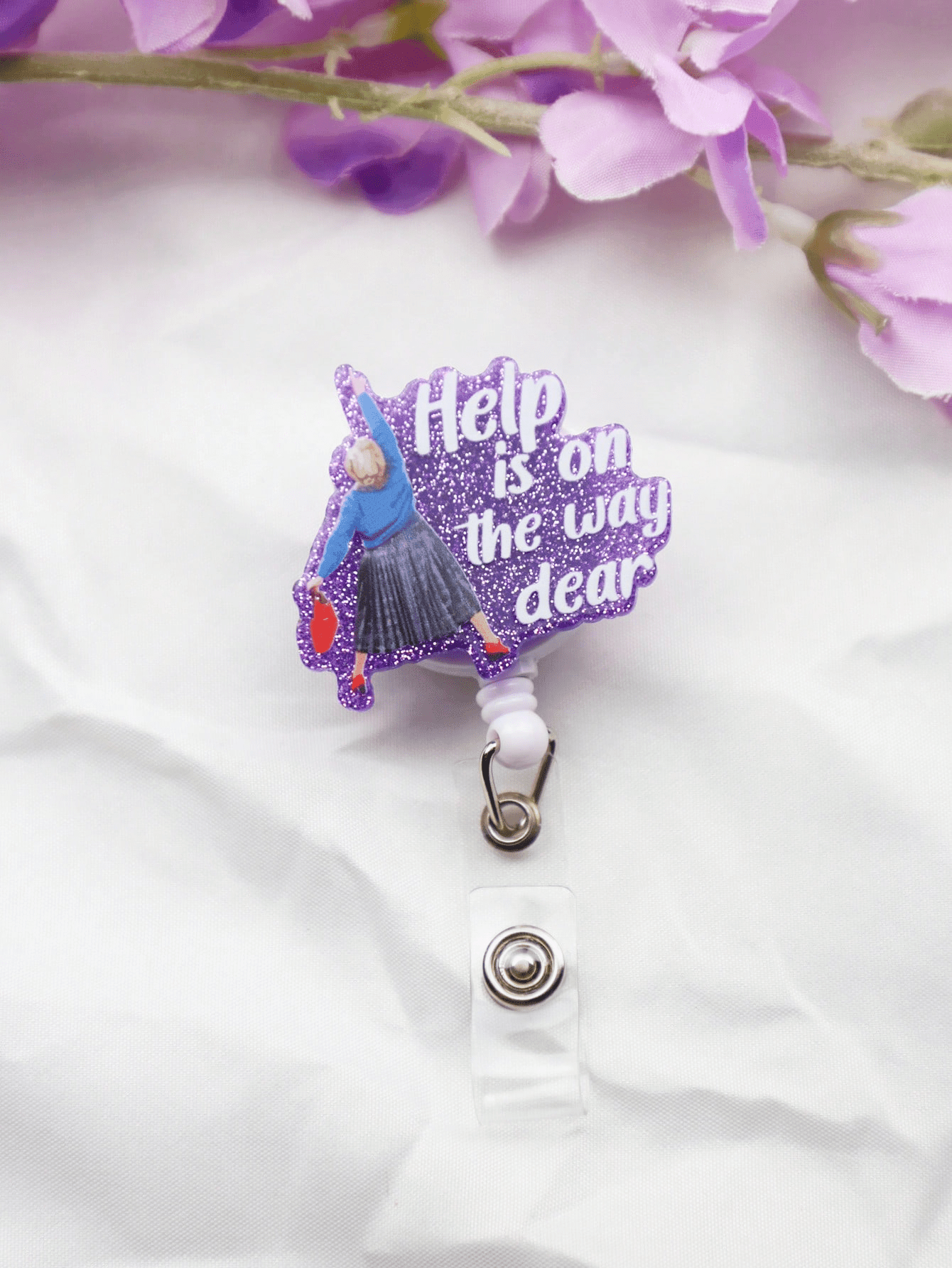 1pc Nurse Retractable Badge Reel With Clip ID Help Is On The Way Dear Funny Glitter Badge Reel Gift For RN LPN CNA Nurse Doctor Assistant Medical Staff Badge Holder