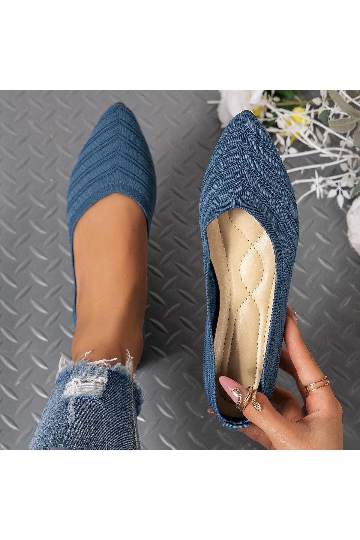 Pointed Toe Low-cut Shoes Women's Breathable Flat Bottom - HEPSIBAH SHOP