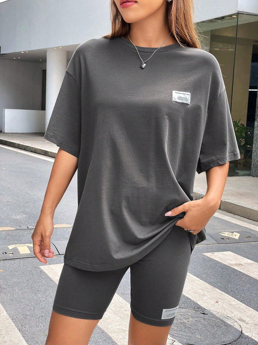 SHEIN EZwear Letter Patched Drop Shoulder Tee