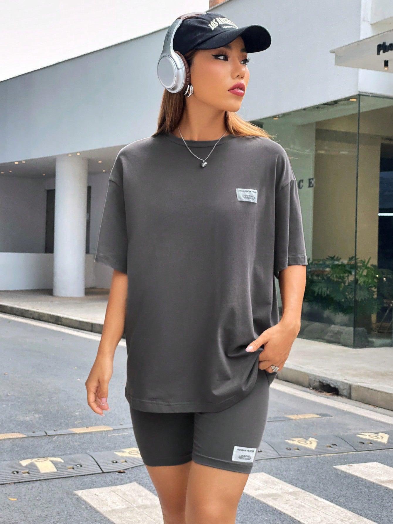 SHEIN EZwear Letter Patched Drop Shoulder Tee