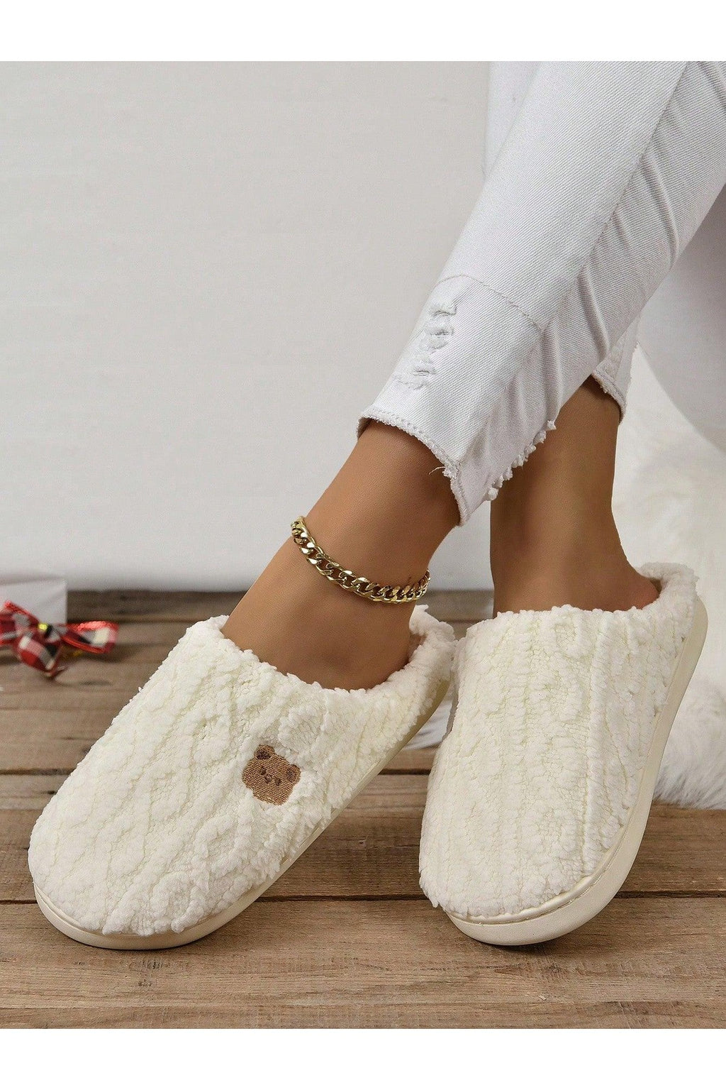 Women's Warm Indoor Slippers, Thick Sole Non-Slip Gray Fluffy Winter House Slippers