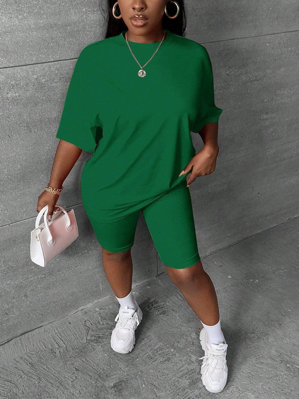 Women Solid Color Drop Shoulder Short Sleeve Shorts Set For Summer