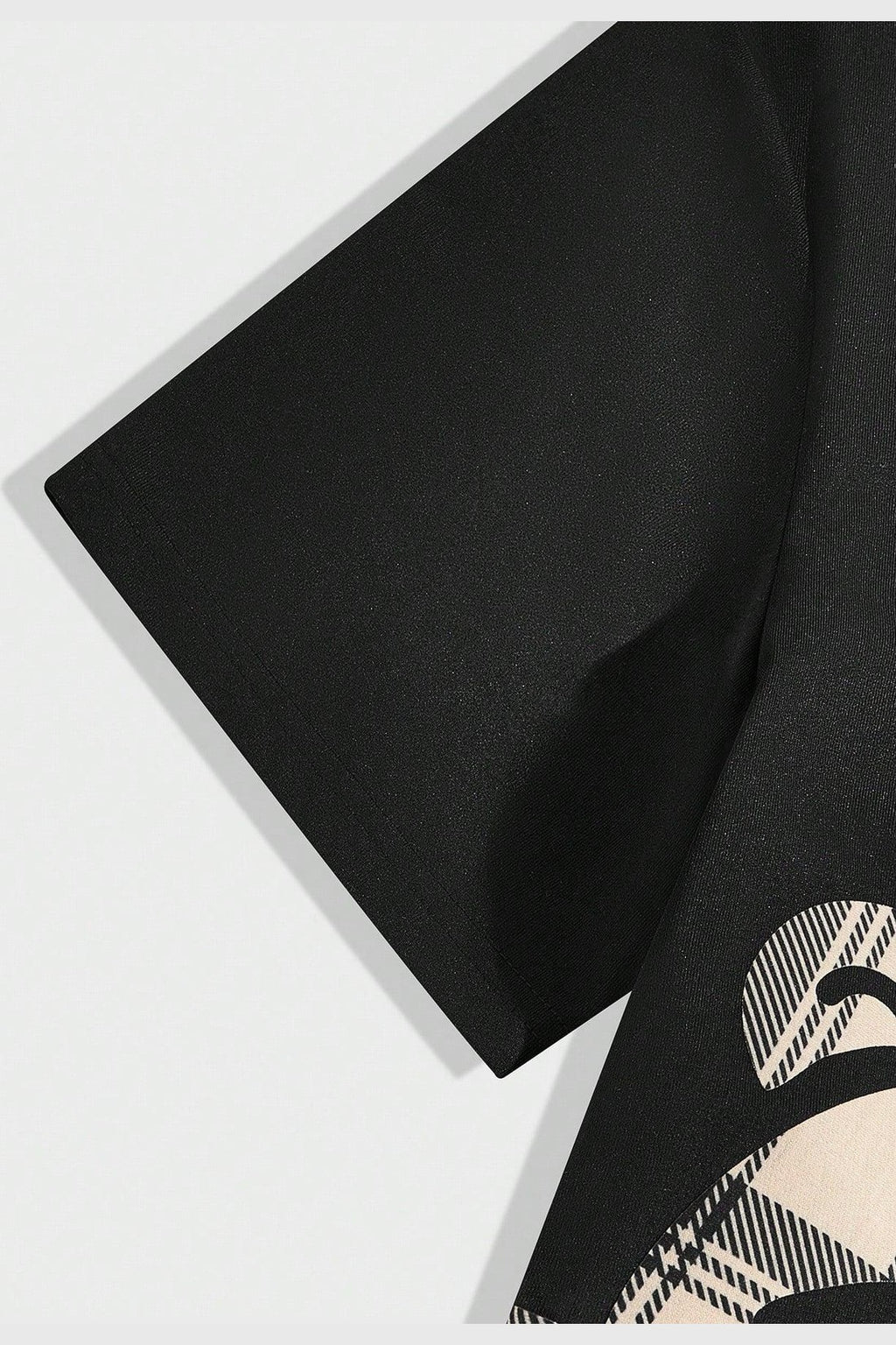 Manfinity Hypemode Men's Checkered Bear Print Short Sleeve T-Shirt And Drawstring Waist Shorts Set