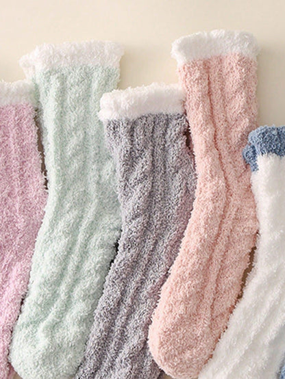 ROMWE Kawaii 3pairs Random Color Fuzzy Crew Socks