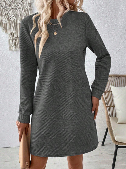 Casual Solid Color Round Neck Long Sleeve Dress