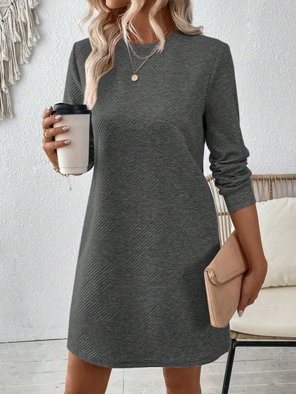 Casual Solid Color Round Neck Long Sleeve Dress