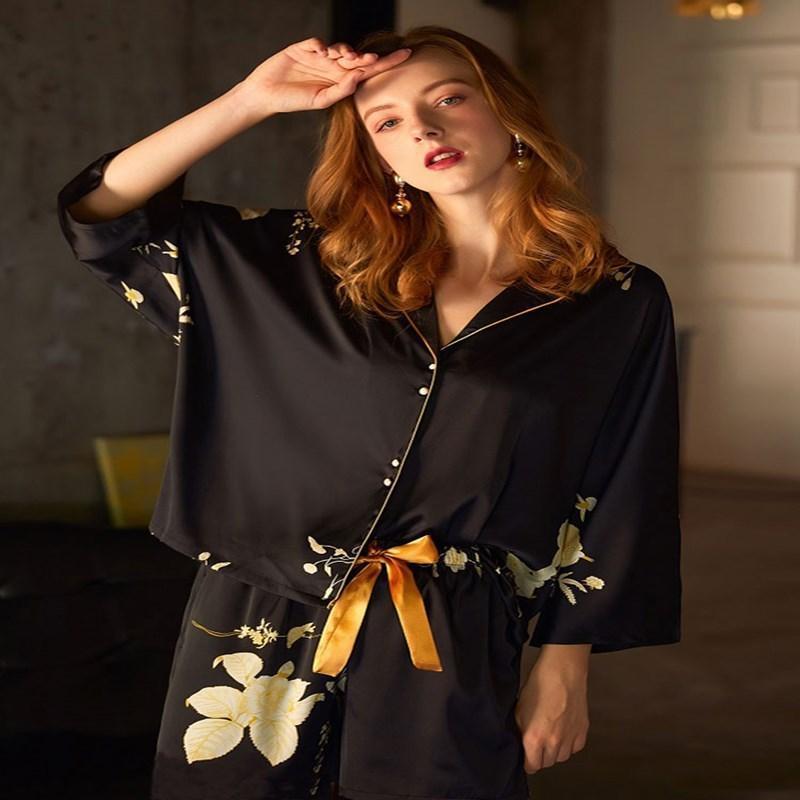 Flower rock satin pajamas